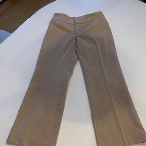 Banana Republic woman’s Size 8 tan fully lined wool blend pants. Gently used.